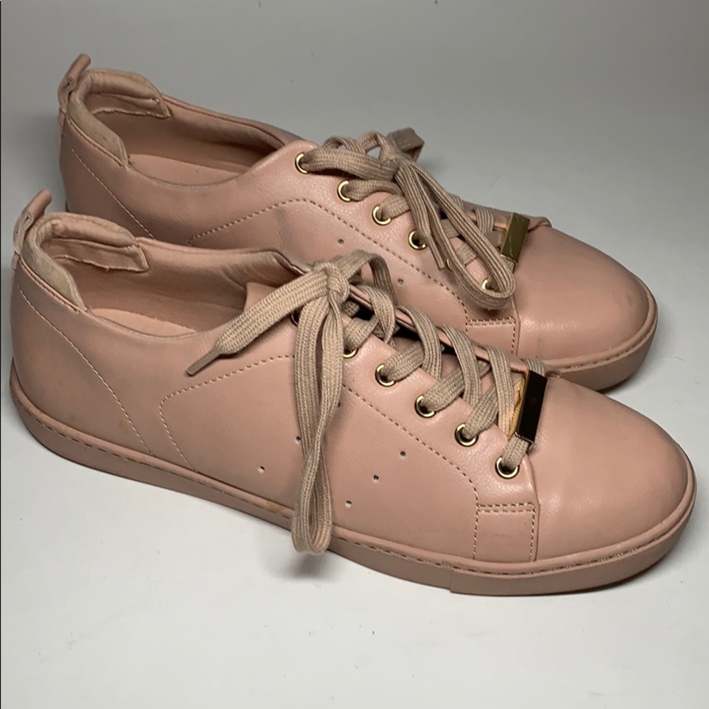 Aldo Tennis Shoes Size 8.5